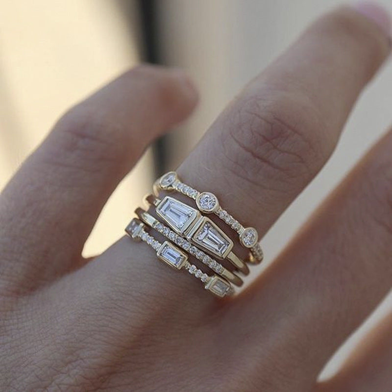 SQUARE FOUR-PIECE RING SET