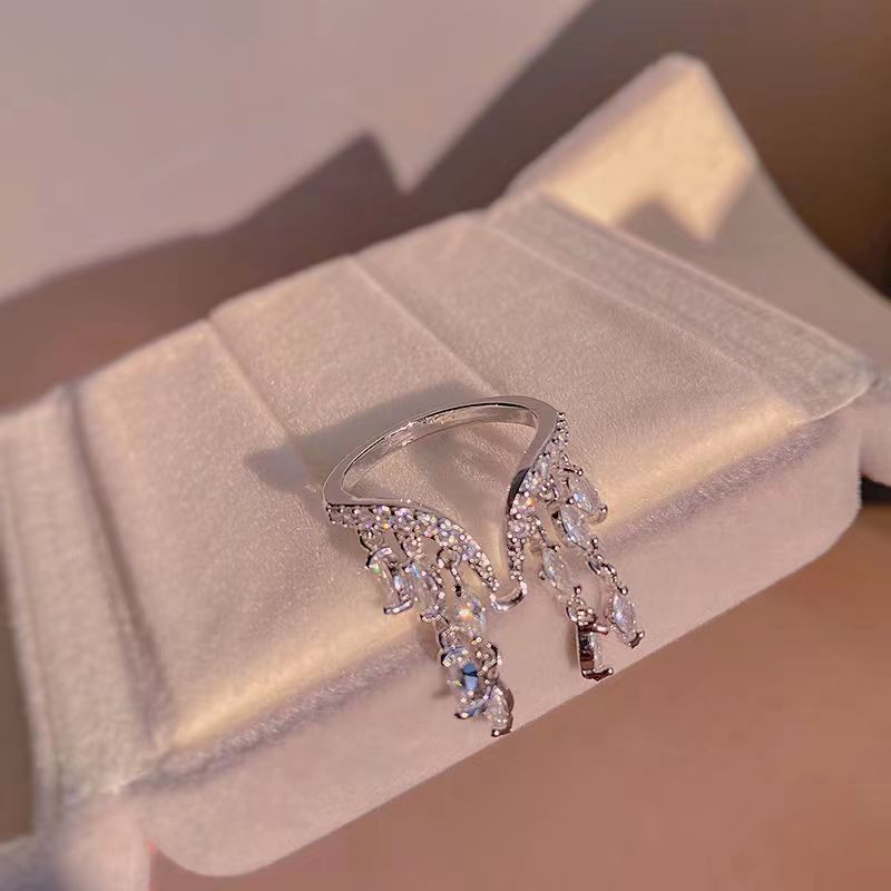 ELEGANT ADVANCED DESIGN RING