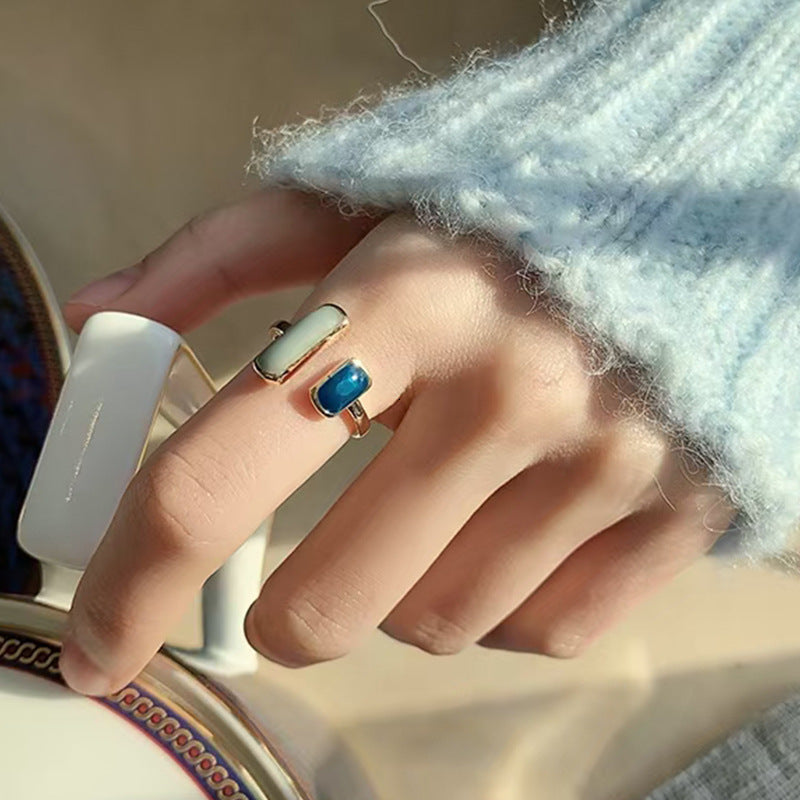 AQUAMARINE WRAP ELEGANT RING