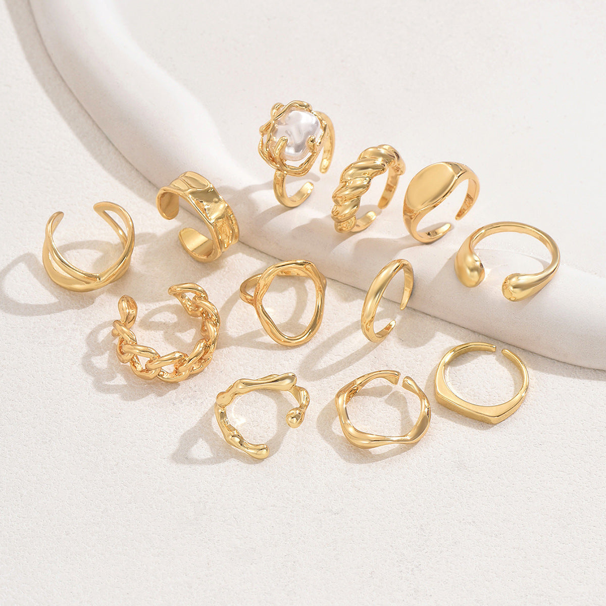 CLASSIC TREASURED RING SET