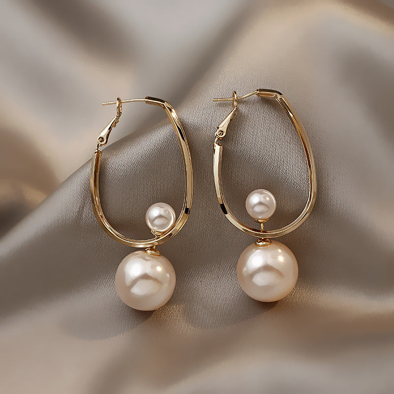RETRO VINTAGE STUD EARRINGS
