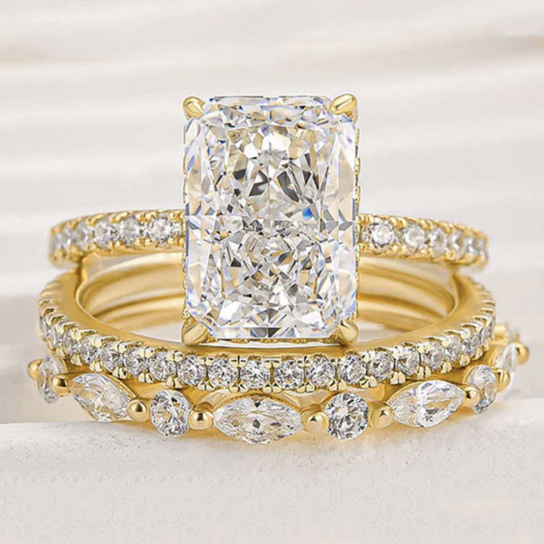 “Vintage-inspired Gilded Age stone noble ring set with sparkling stones, luxury women’s jewelry perfect for engagement, anniversary, or elegant fashion wear.”