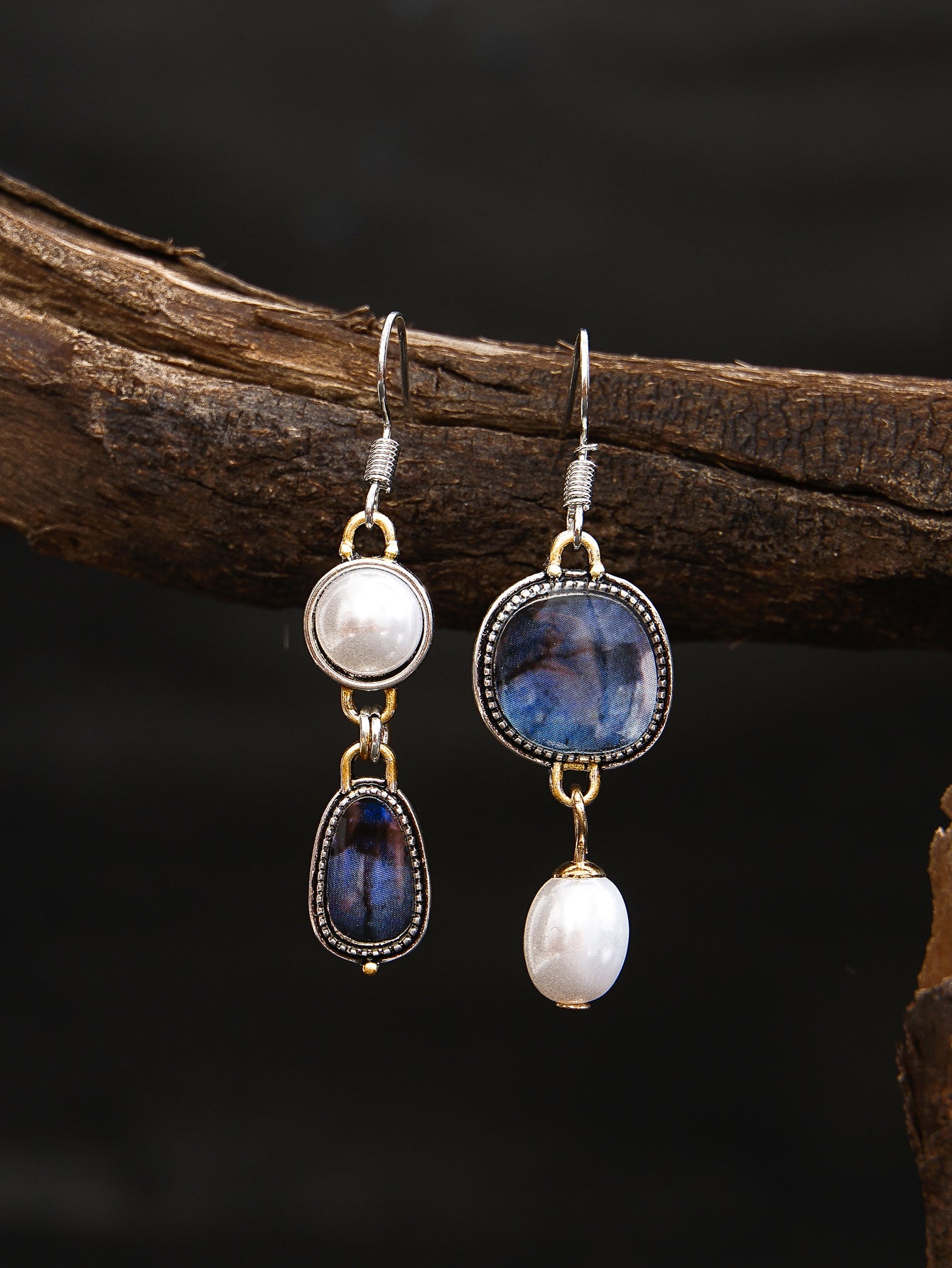 VINTAGE BLUE NATURAL STONE EARRINGS