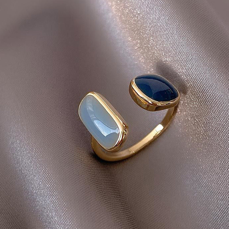 AQUAMARINE WRAP ELEGANT RING