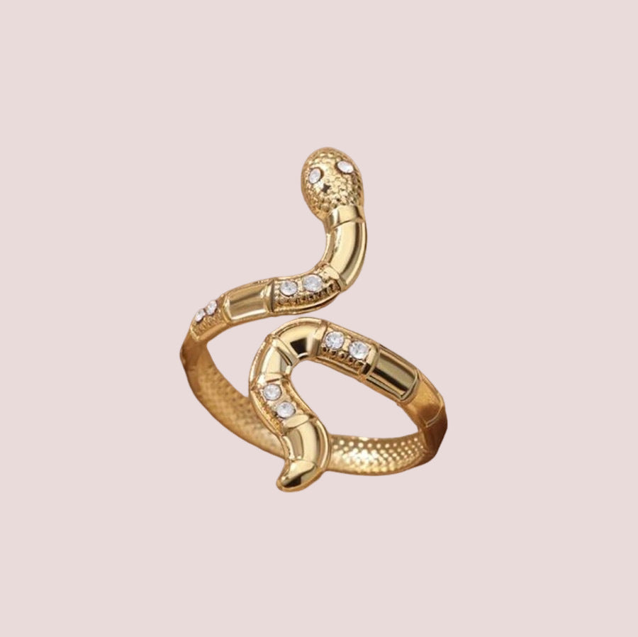 STYLISH ADJUSTABLE SNAKE DESIGN RING