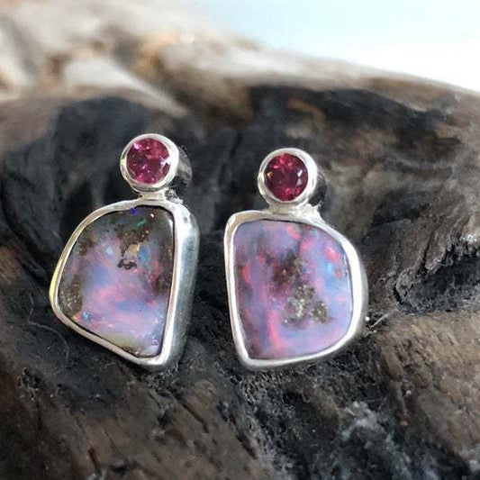 ELEGANT RAINBOW OPAL STUD EARRINGS