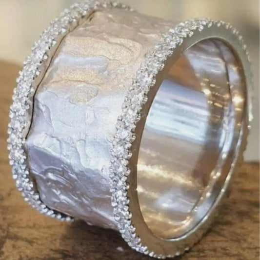 DRAWING CRAFT VINTAGE SILVERED ZIRCONIA RING