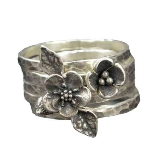 ELEGANT HONEYCOMB BEE FLOWER DESIGN RING