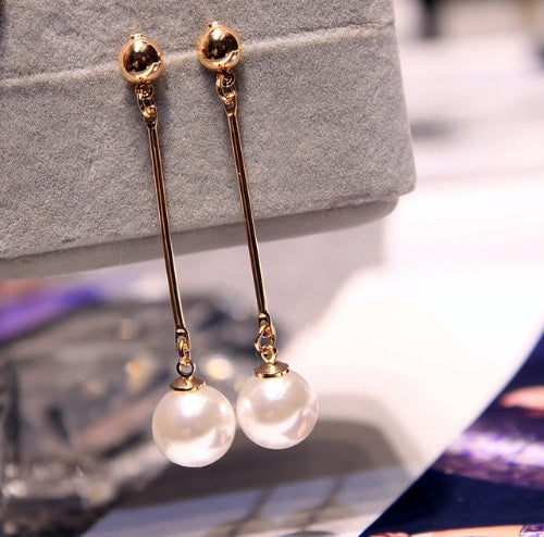 VINTAGE NOBLE PEARL EARRINGS
