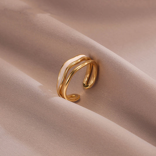 WHITE DRIP GLAZED RING