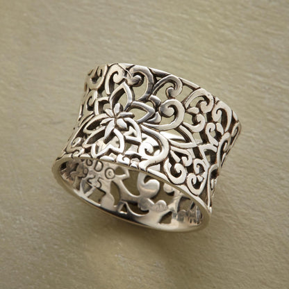 BONNIE SILVER HOLLOW RING