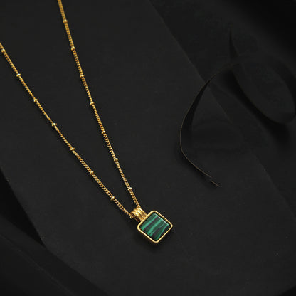 RETRO MALACHITE NECKLACE