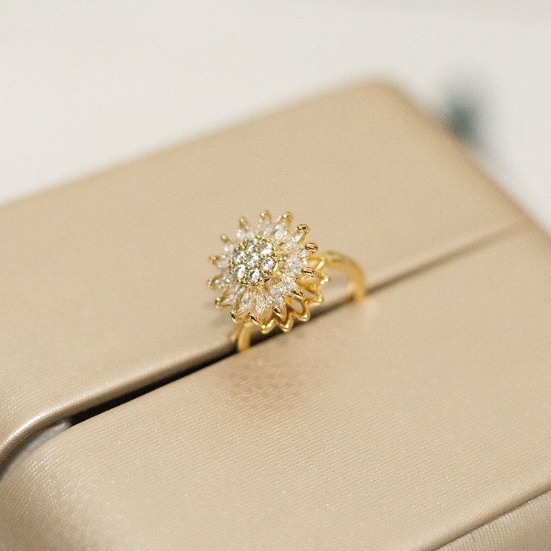 VINTAGE MICRO-SET ZIRCONIA RING