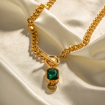 ELEGANT ZIRCONIA PENDANT NECKLACE