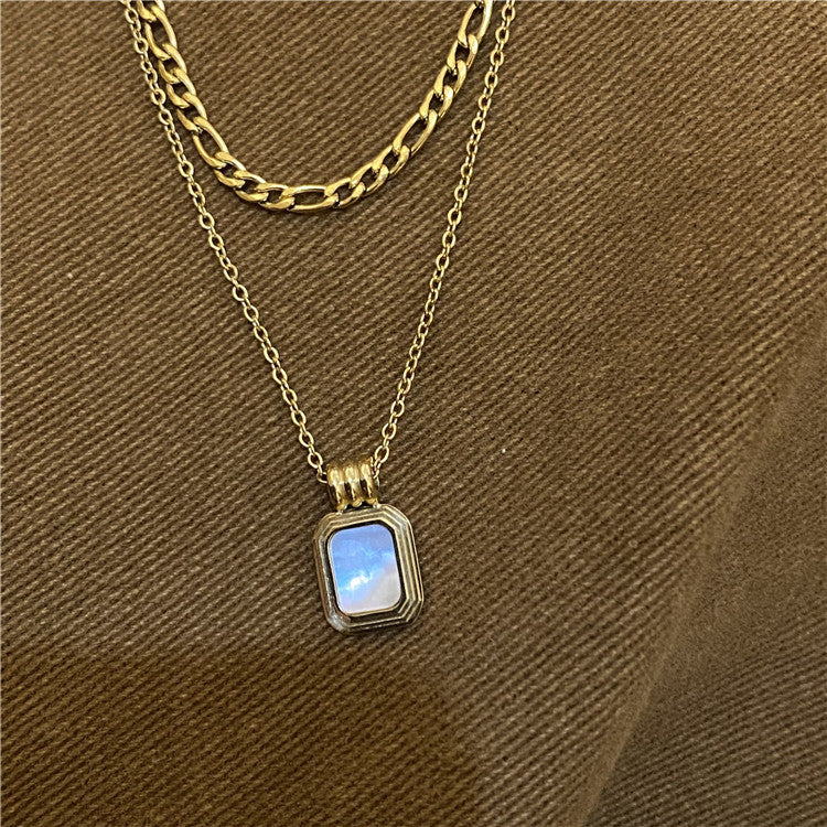 VINTAGE LUXURY PEARL NECKLACE