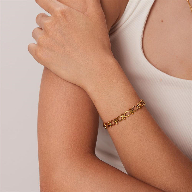 ARTISAN GOLD CHAIN BRACELET