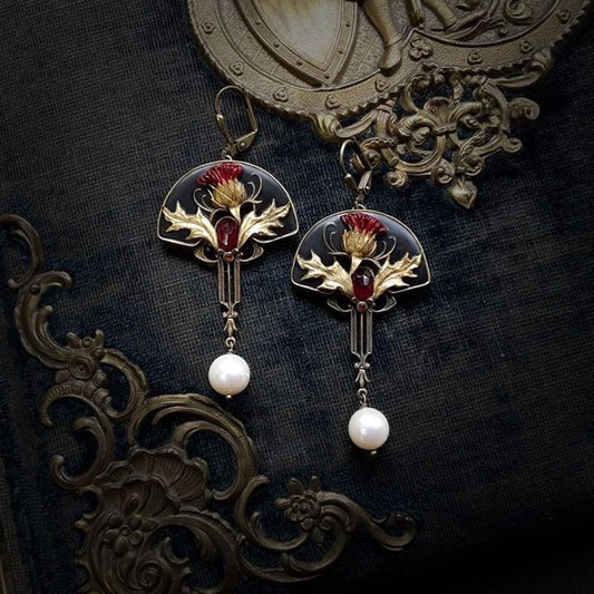 BOHO EARRINGS WITH PEARLS AND RED CRYSTAL