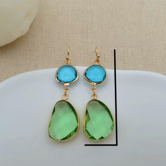 VINTAGE PLEXIGLASS EARRINGS