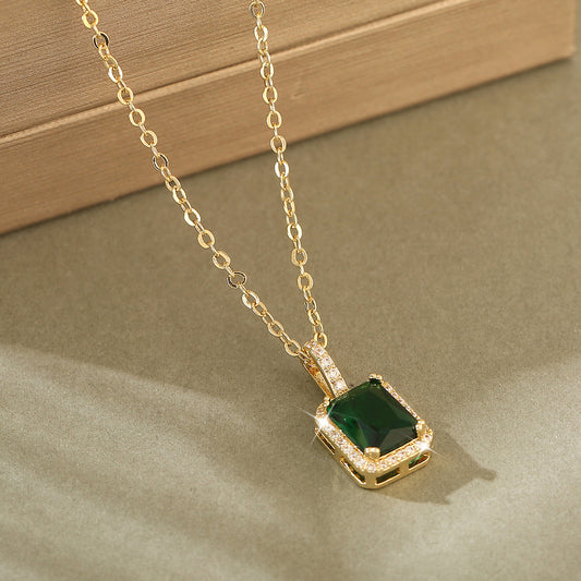ELEGANT RETRO GREEN NECKLACE