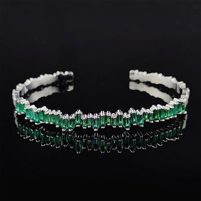 ELEGANT ZIRCONIA CHARM BRACELET