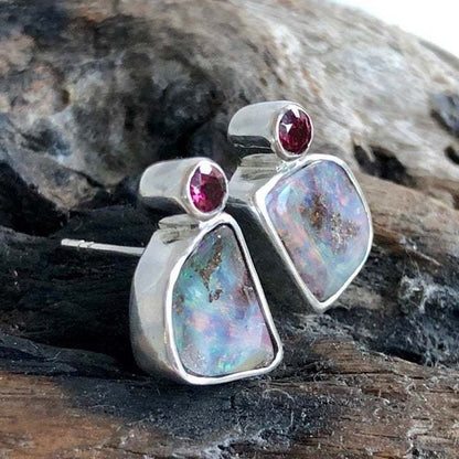 ELEGANT RAINBOW OPAL STUD EARRINGS
