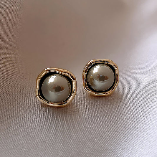 ELEGANT BLACK PEARL EARRINGS